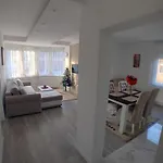 شقة Cicovic